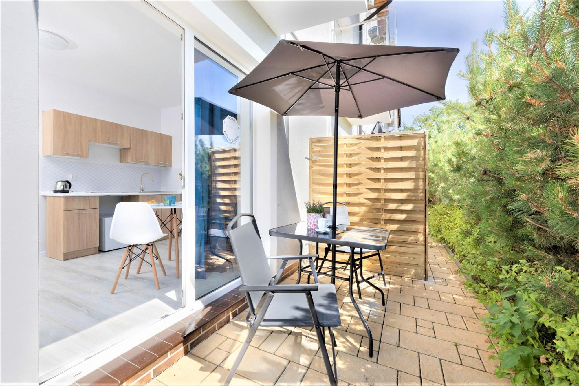 Apartamenty Przy Plazy, Ogrod - Grzybowo-Kolobrzeg - Nadmorska 26 Grzybowo  Kültér fotó