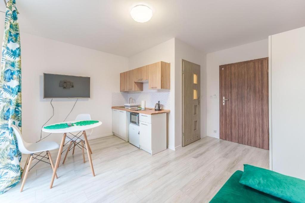 Apartamenty Przy Plazy, Ogrod - Grzybowo-Kolobrzeg - Nadmorska 26 Grzybowo  Kültér fotó